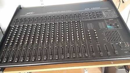 Peavey XR1600D
